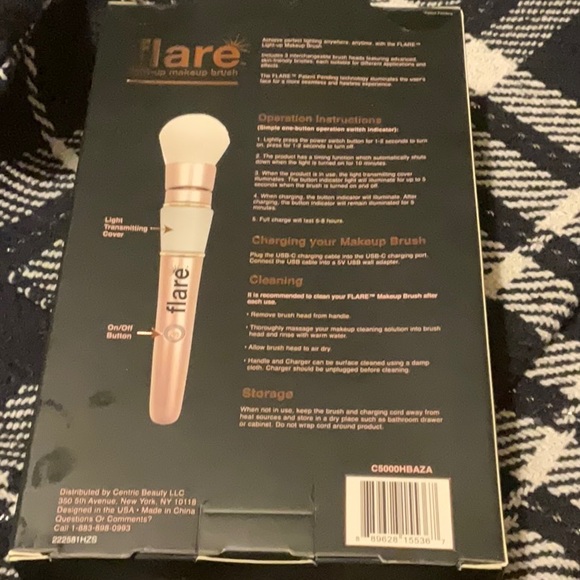 Flare Light-up Makeup Brush Set, NIB - Picture 2 of 3